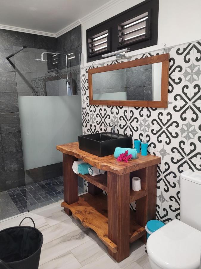 Appartement Prive Eco-Responsable, Vue Sur La Mer Des Caraibes Et Jardin Clos, Wifi, A 2Mn De La Plage Sainte-Luce Ngoại thất bức ảnh